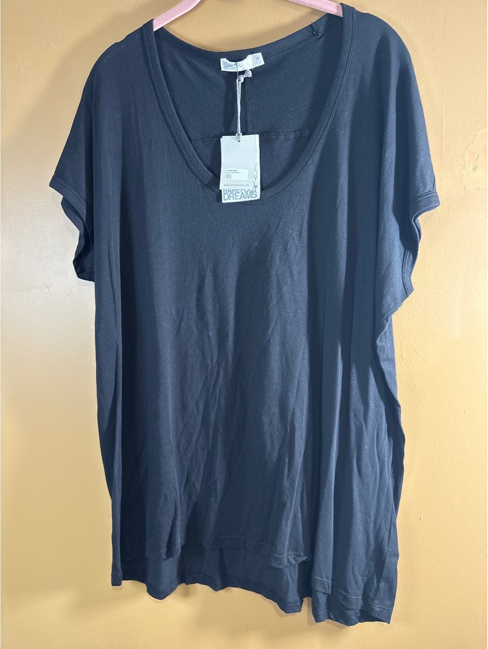 HC1189 Barefoot Dreams Malibu Collection Black Scoop Neck T-Shirt Size 1X